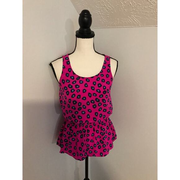 Lilly Pulitzer Dunes Silk Mambo Pink Amuse Bouche Peplum Top - Size Extra Small - Picture 1 of 11